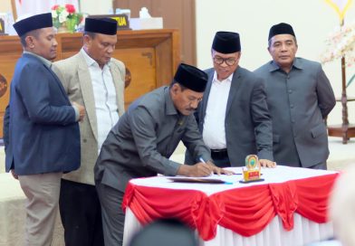 Pengesahan RAPBD P 2025